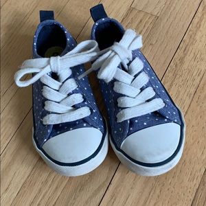 Tommy Hilfiger size 8 shoes girls